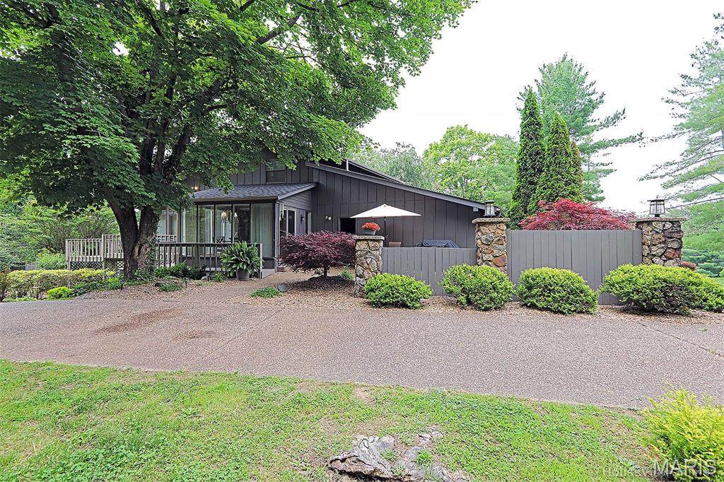 166 Redbud Lane - Photo 1