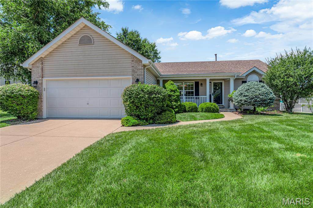 1249 Yorktown Drive - Photo 1