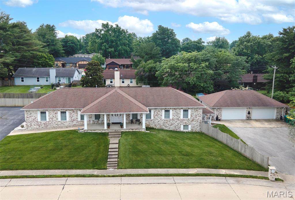 101 Springfield Court - Photo 1