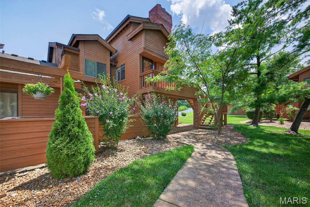 602 Kipling Way - Photo 1