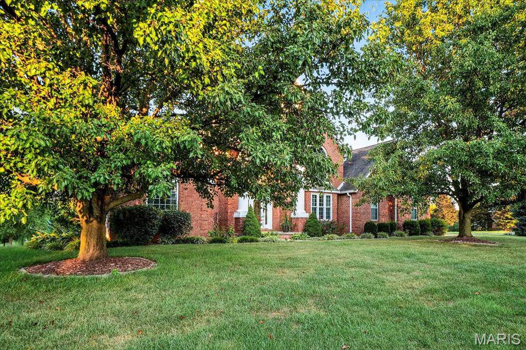 1676 Lancaster Drive - Photo 1