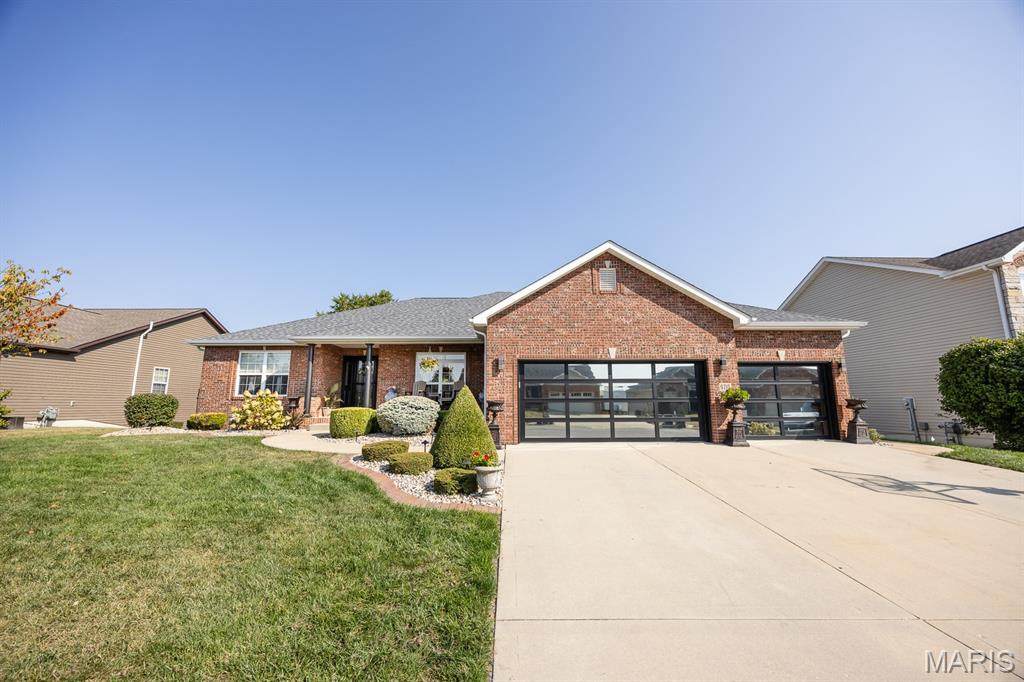 9715 Winchester - Photo 1