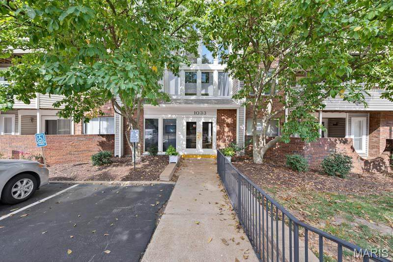 1033 Wilton Royal Drive - Photo 1