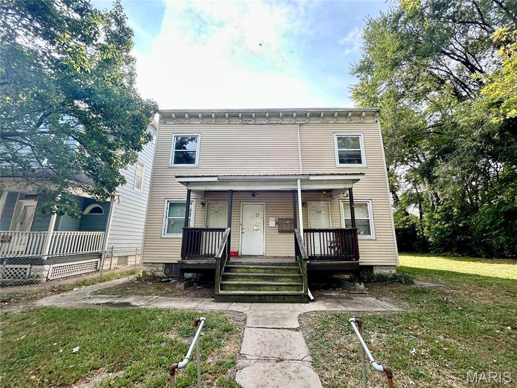 2224 Benton Street - Photo 1