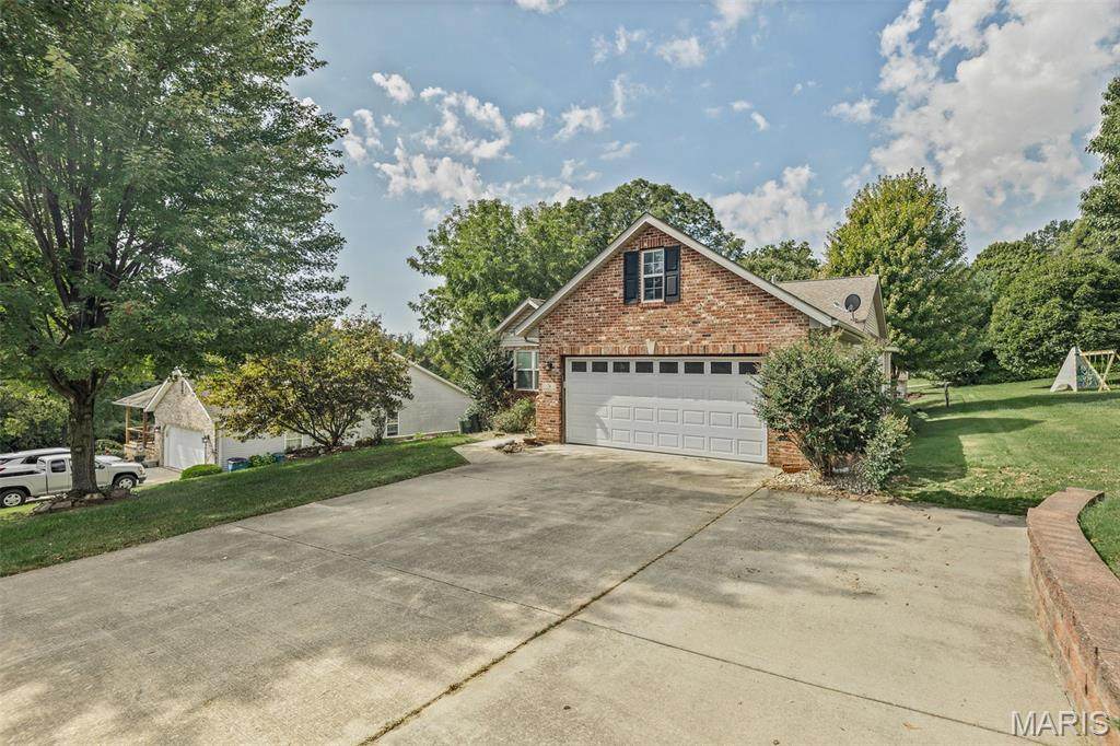 5 Brookwood Drive - Photo 1