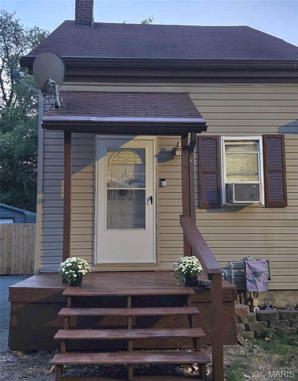 317 8th Street - Photo 1