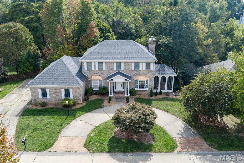 124 Forest Grove Drive - Photo 1