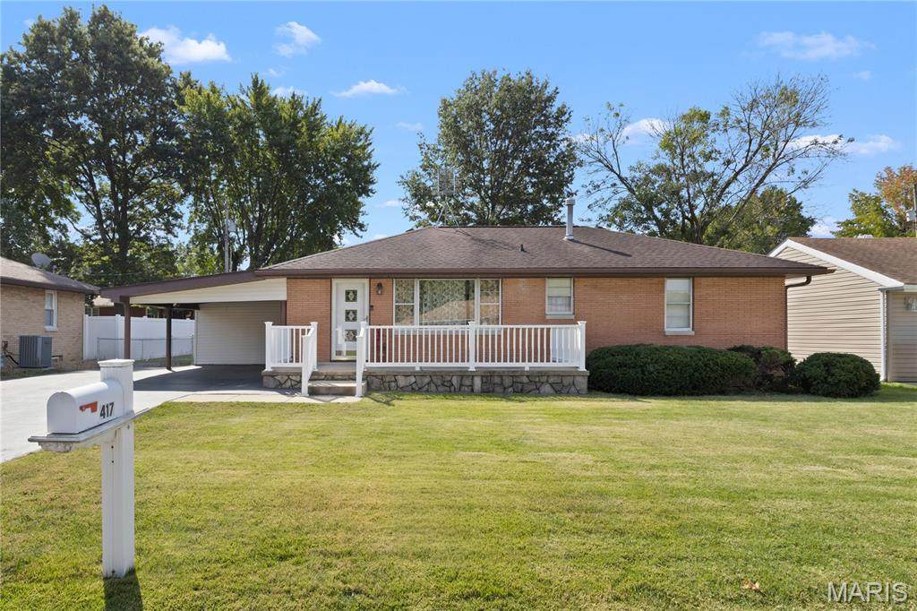 417 California Avenue - Photo 1