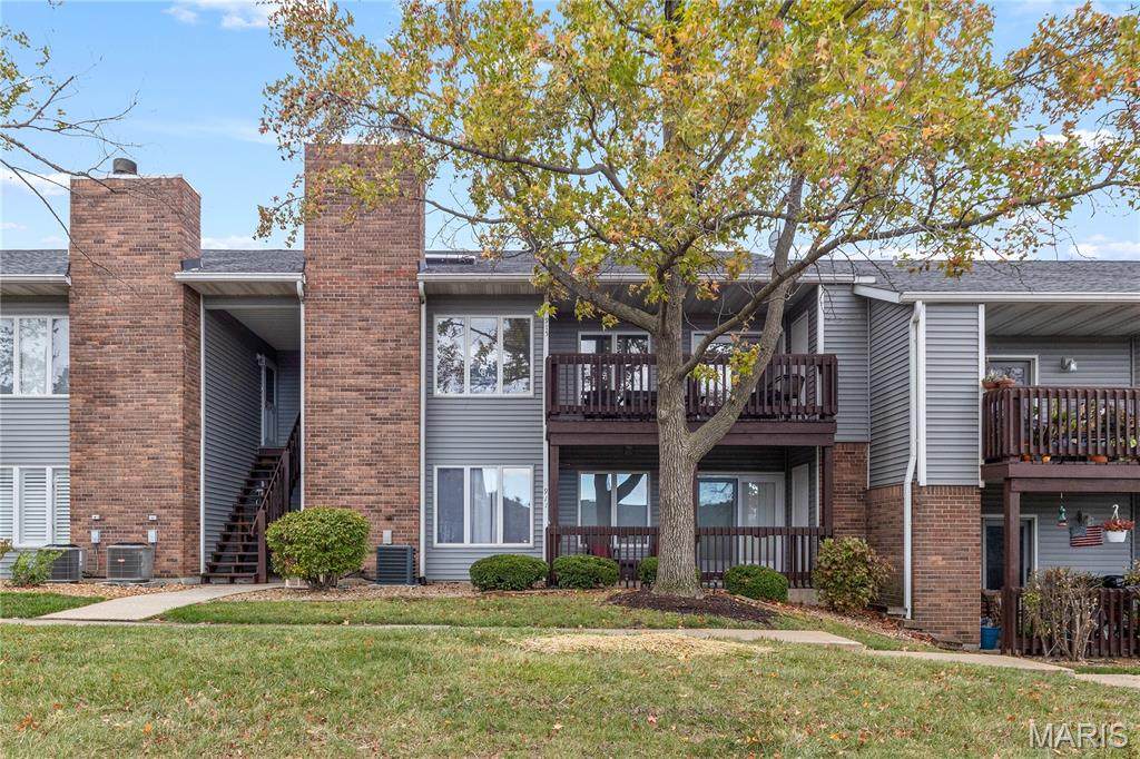 915 King Drive - Photo 1