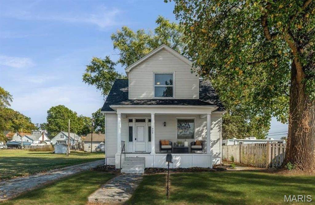 928 High Street - Photo 1