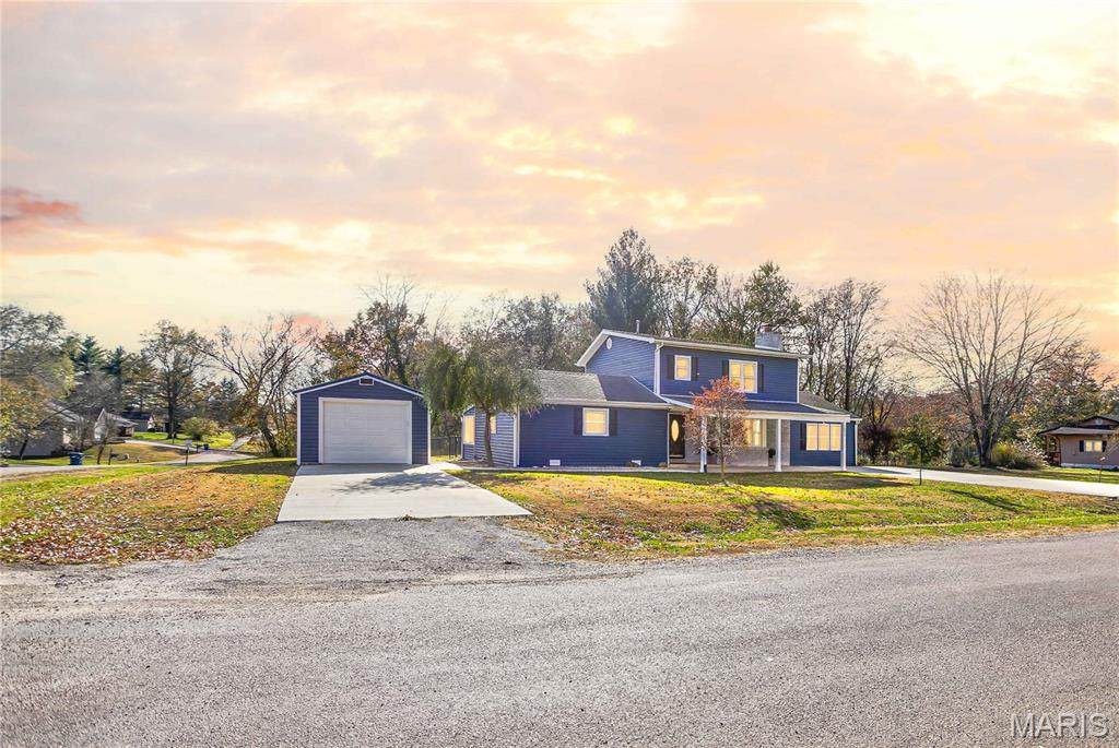 1692 Aloha Drive - Photo 1