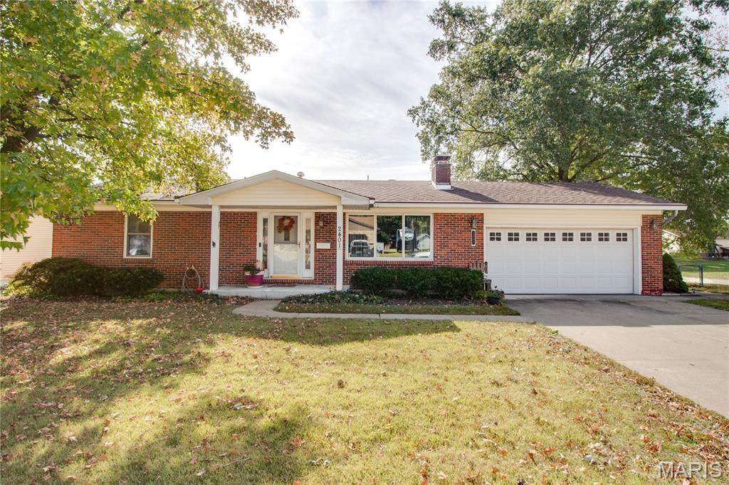 2401 Crislisa Drive - Photo 1