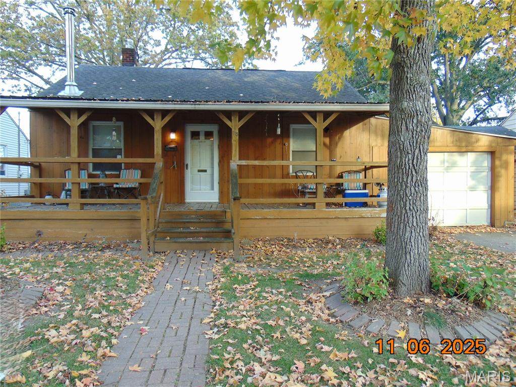 215 Doerr Street - Photo 1