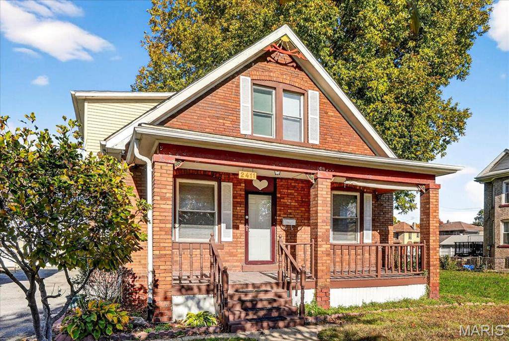2411 Grand Avenue - Photo 1