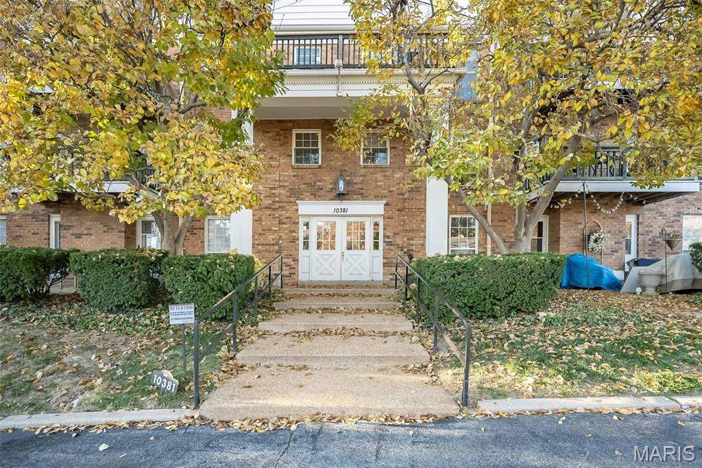 10381 Oxford Hill Drive - Photo 1