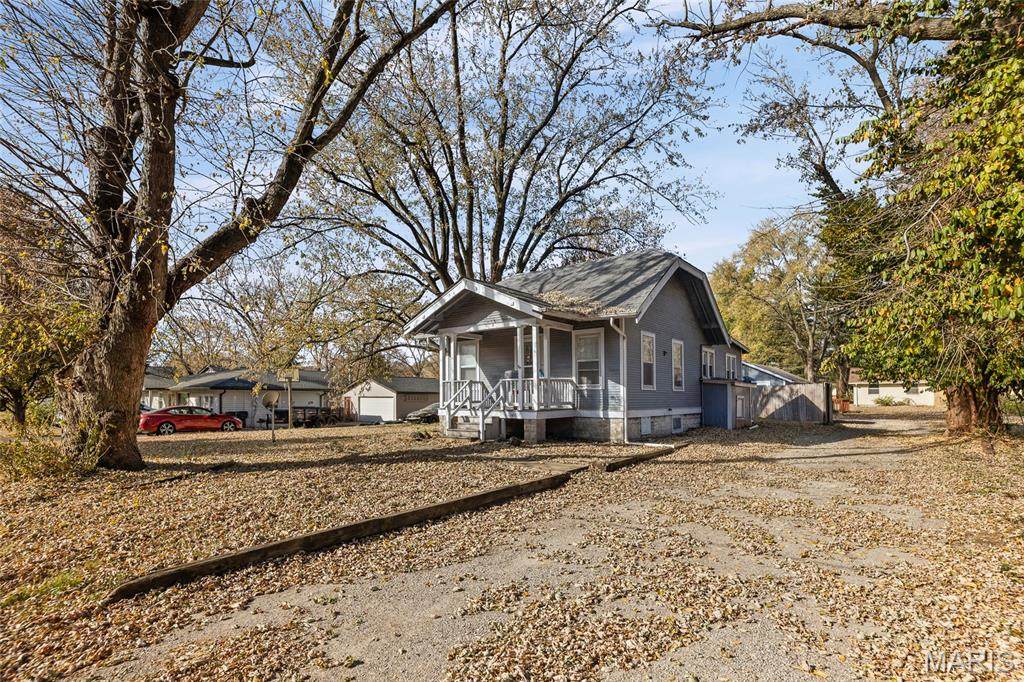 2407 Main Street - Photo 1