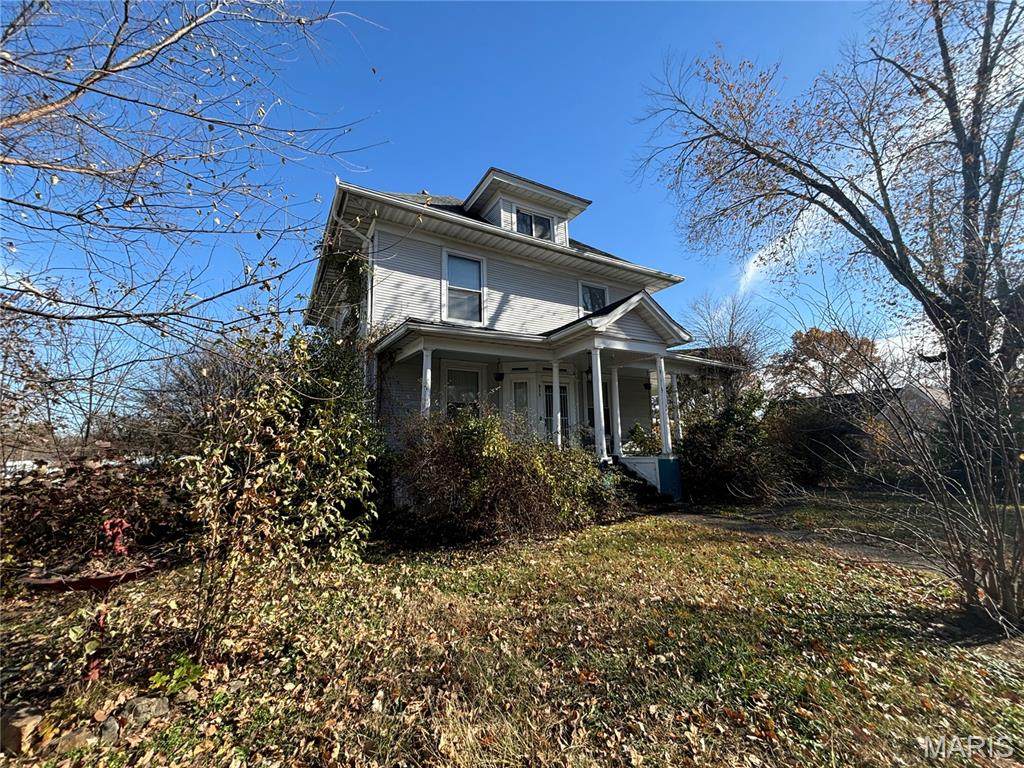 511 South Washington - Photo 1