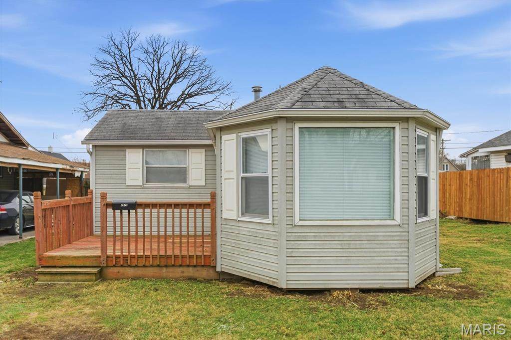 2617 Cayuga Street - Photo 1