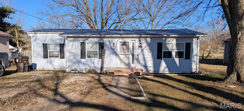 160 Church - Photo 1