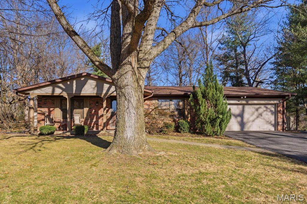 130 Dianne Drive - Photo 1