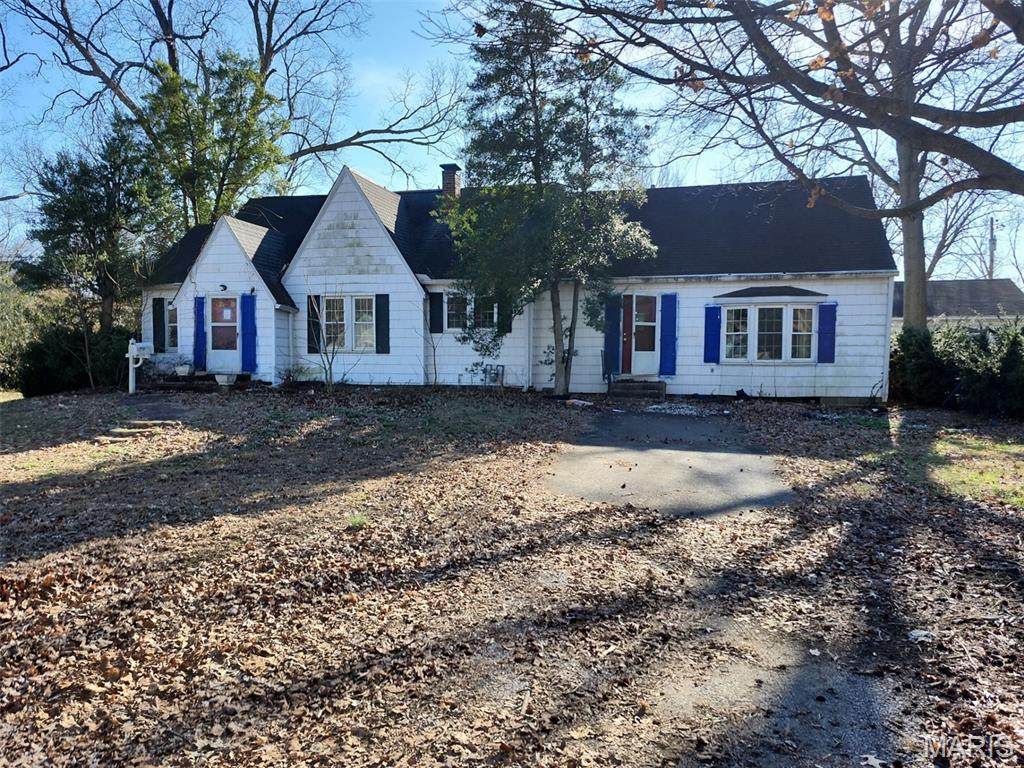 2237 Roblee - Photo 1