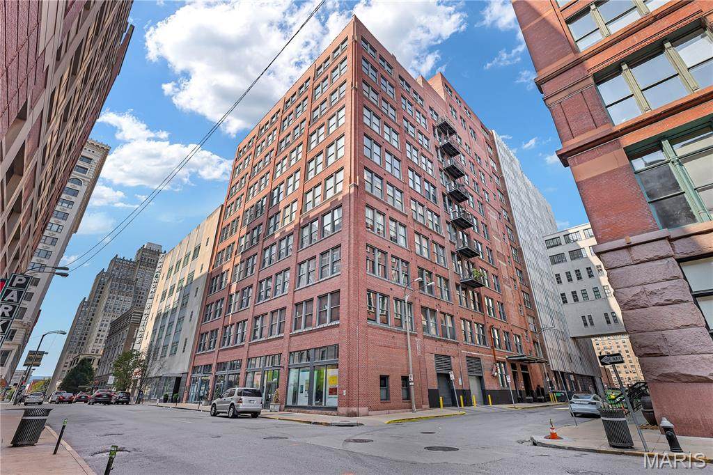 https://bt-photos.global.ssl.fastly.net/midamerica/orig_boomver_2_26000300-1.jpg