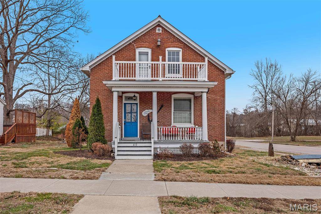 413 Schiller Street - Photo 1