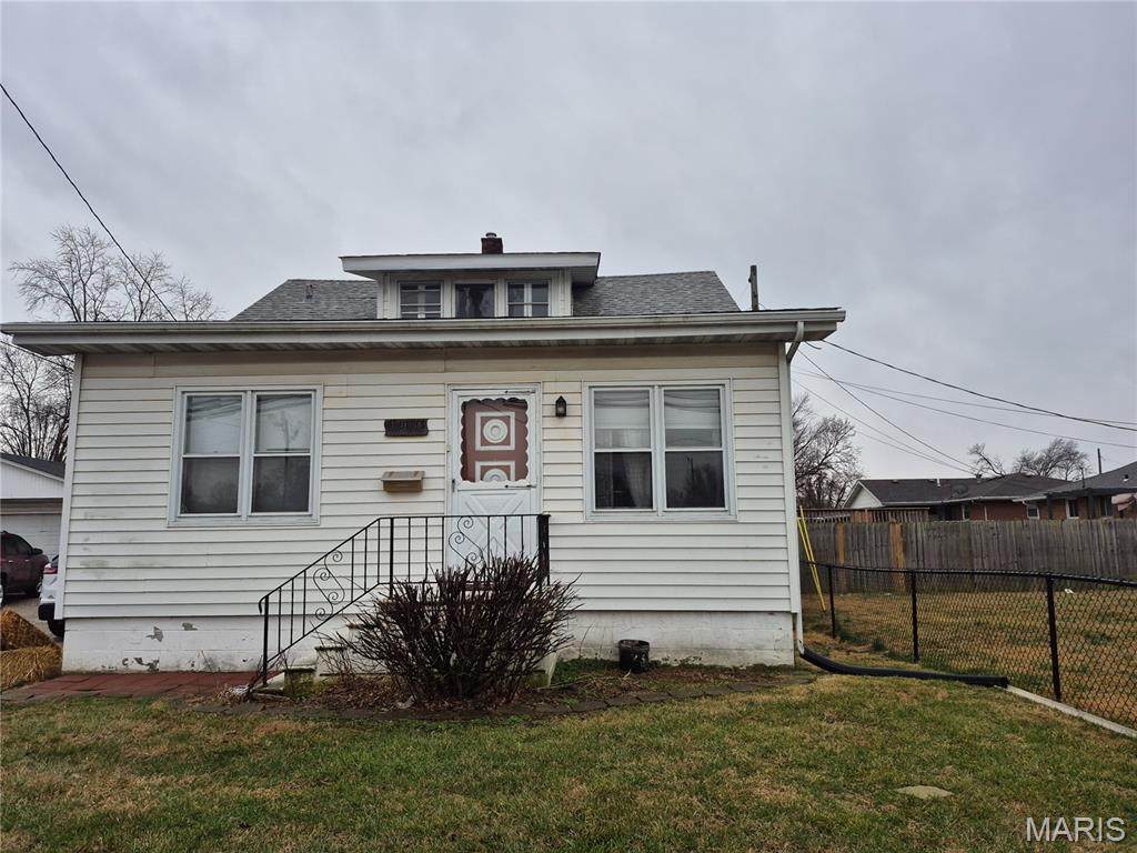 1530 Johnson Road - Photo 1