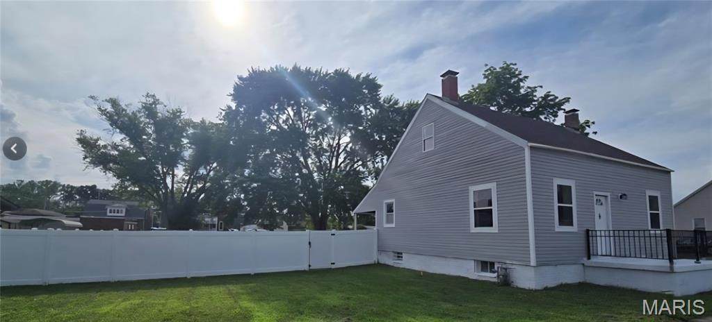 923 High Street - Photo 1