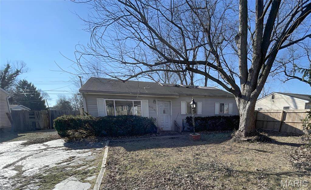 1402 Richard Drive - Photo 1