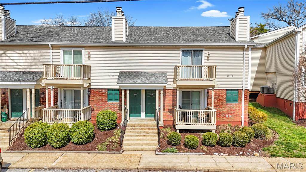 9117 Swan Circle - Photo 1