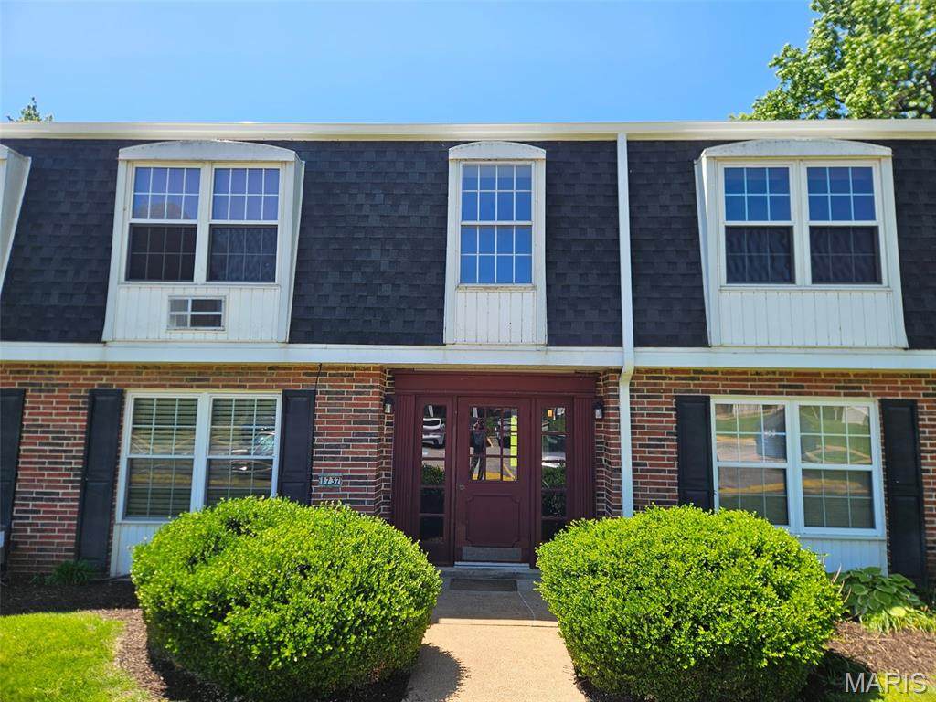 1737 Herault Place - Photo 1