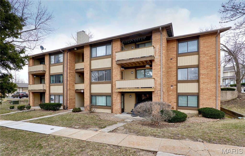 7 Fairways Circle - Photo 1