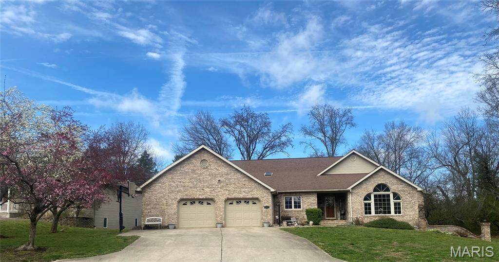 1015 Oak Street - Photo 1