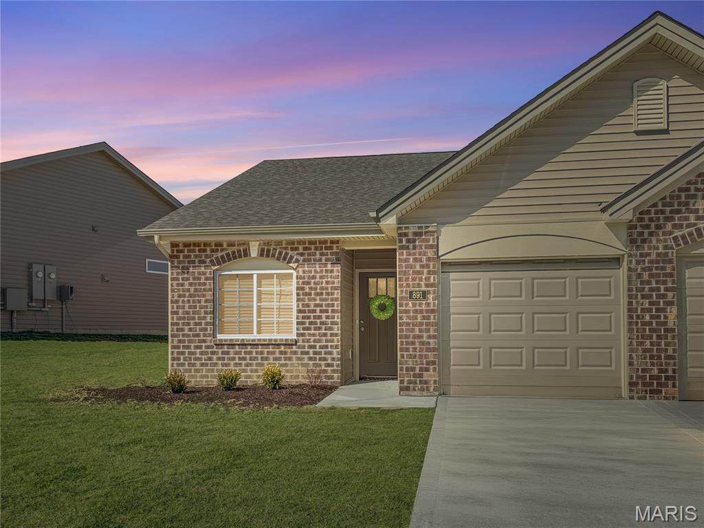 891 Walter Way - Photo 1