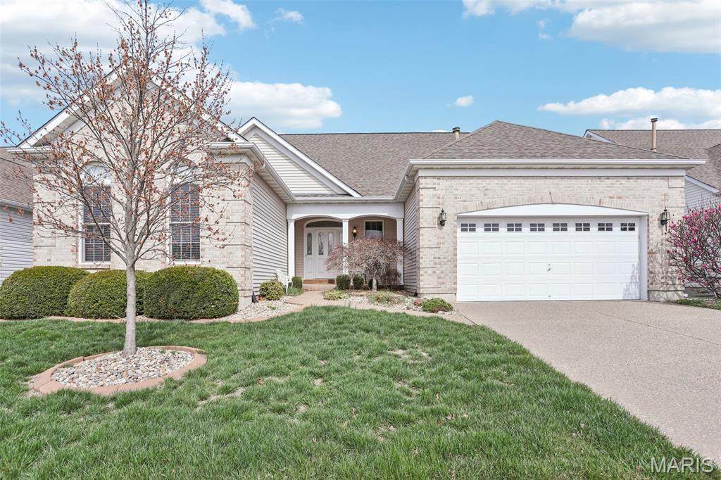 319 Seahawk Drive - Photo 1