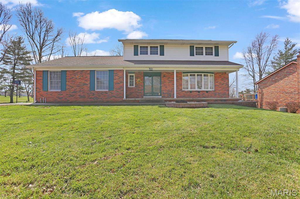 1606 Fairway Drive - Photo 1