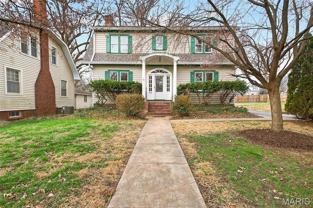 321 Douglas Avenue - Photo 1