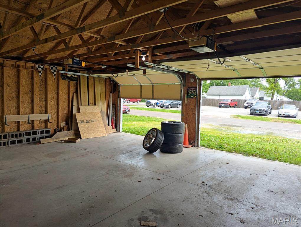 https://bt-photos.global.ssl.fastly.net/midamerica/orig_boomver_2_26013814-1.jpg