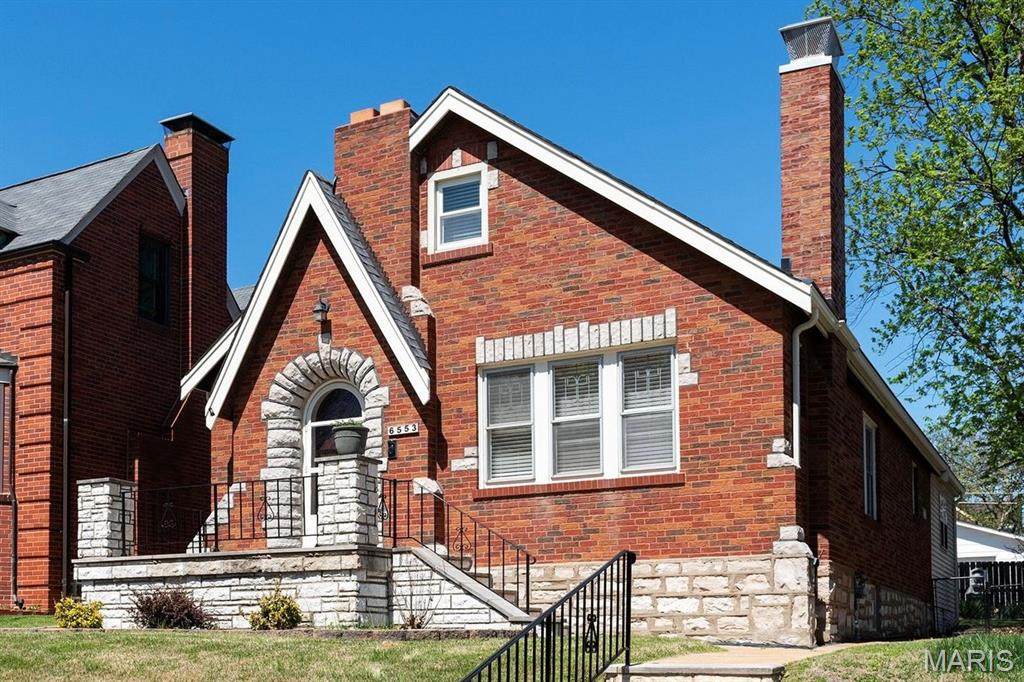 6553 Lindenwood Avenue - Photo 1