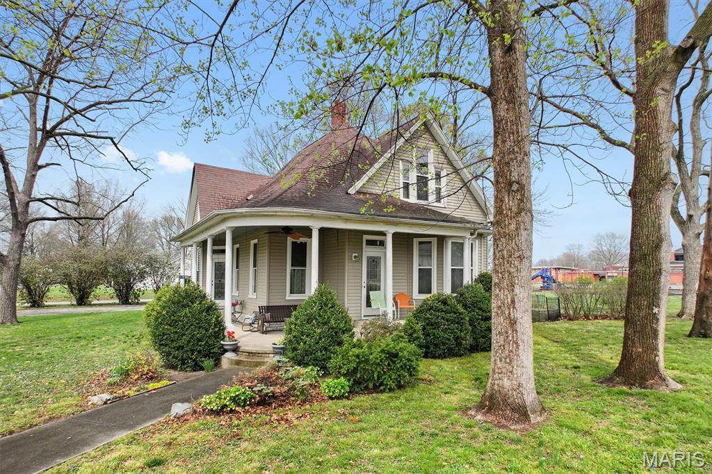 791 Clinton Street - Photo 1