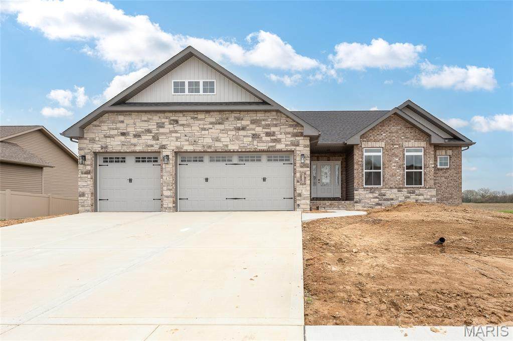 620 Glendale Drive - Photo 1