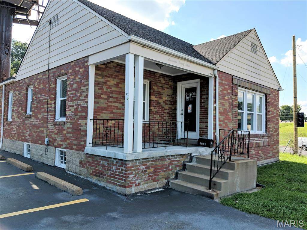 1723 New Florissant Road - Photo 1