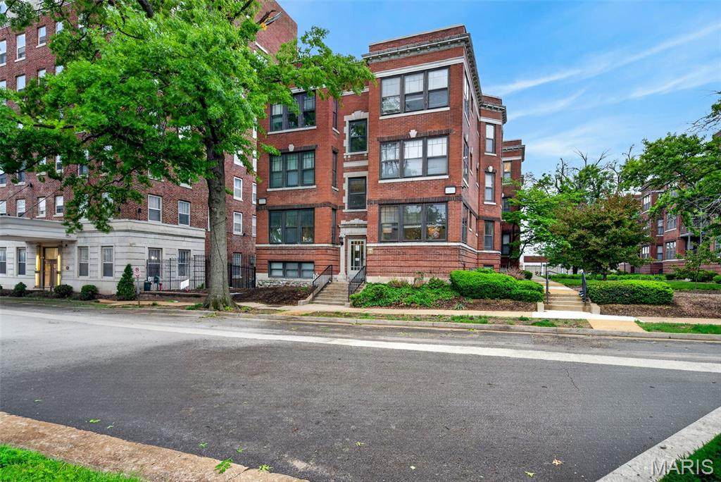 609 Clara Avenue - Photo 1