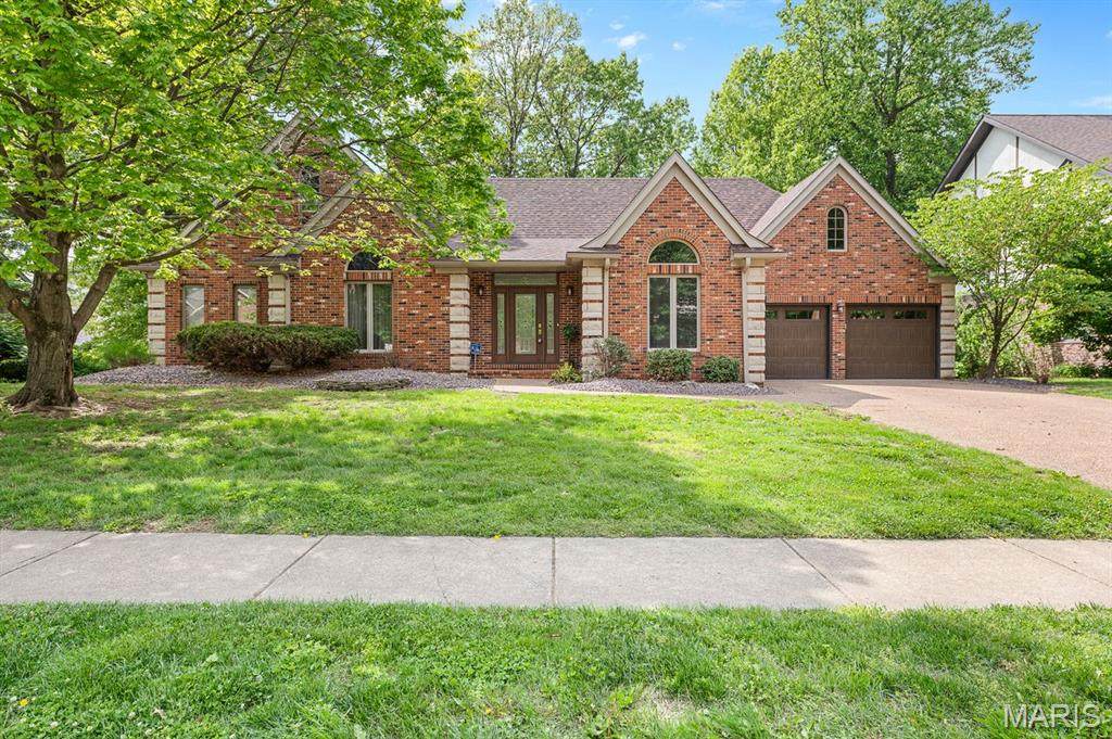 1005 Timberlake Drive - Photo 1