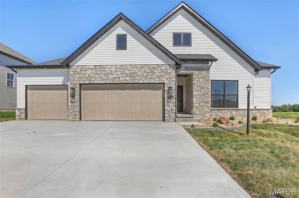 3114 Ashville Drive - Photo 1