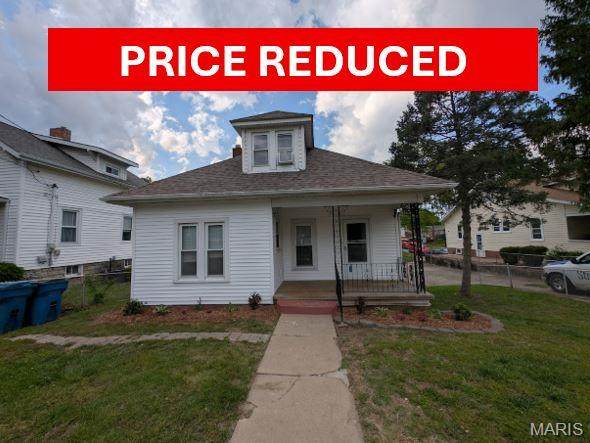 208 Elm Street - Photo 1