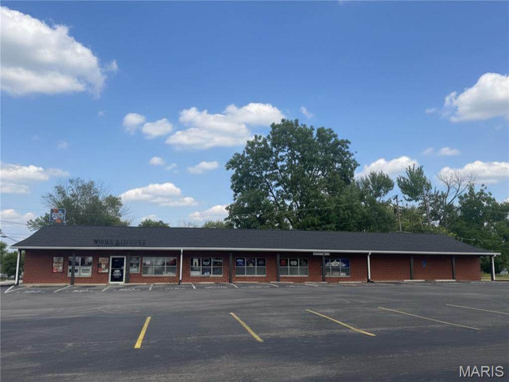 402 Sonderen Street - Photo 1