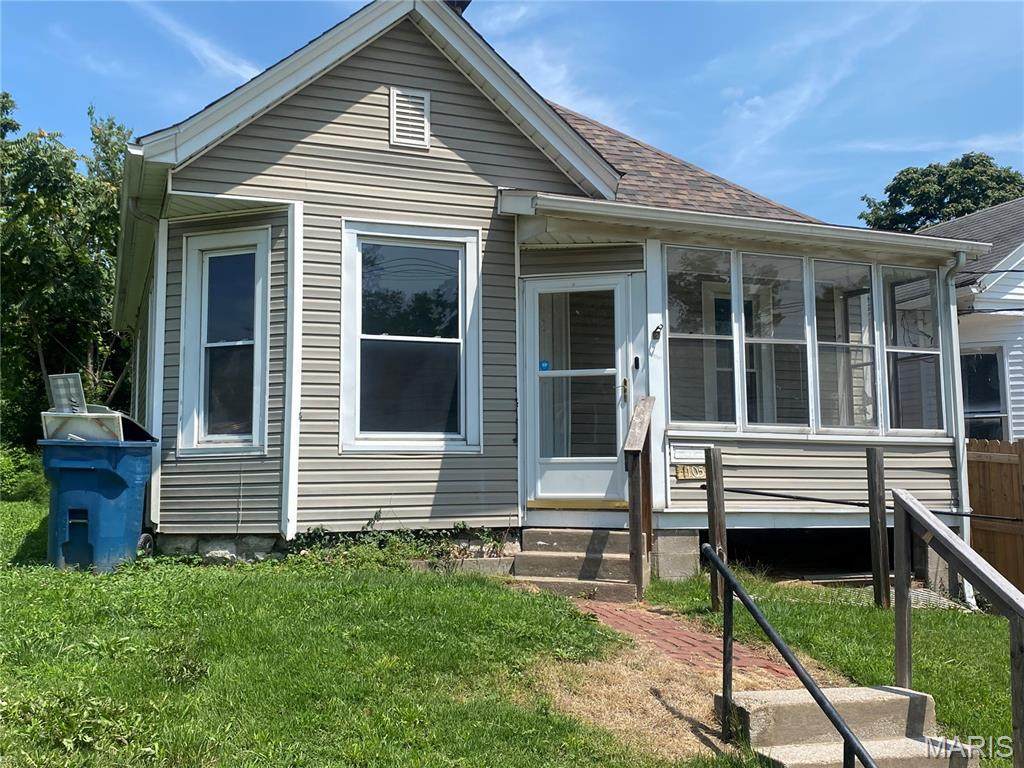 1105 9th Street - Photo 1