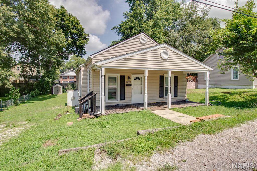 3308 Fernwood Avenue - Photo 1